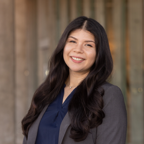 Elena Lopez Headshot