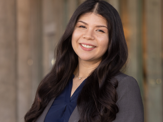 Elena Lopez Headshot